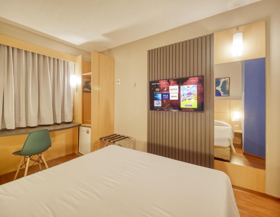 Hus Hotel Дорадус Экстерьер фото