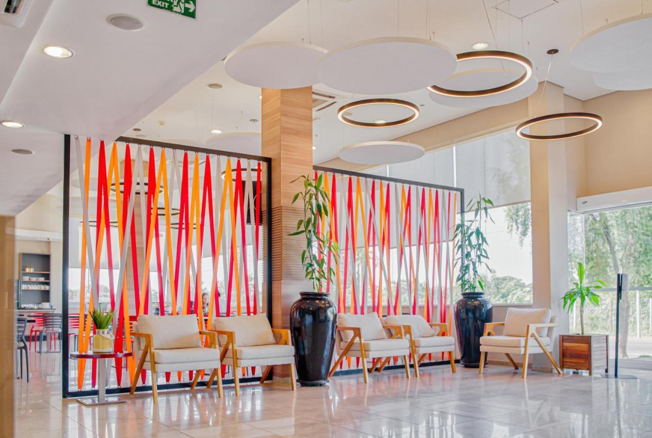 Hus Hotel Дорадус Экстерьер фото